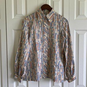 Vintage 70s Cream Blue Novelty Print Polyknit Blouse by Cos Cob size S